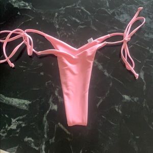 NWOT Haute Swimwear Thong Bikini Bottoms